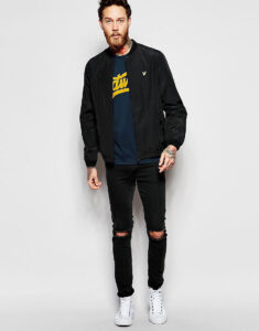 T-Shirt Logo Script Print - Image 4